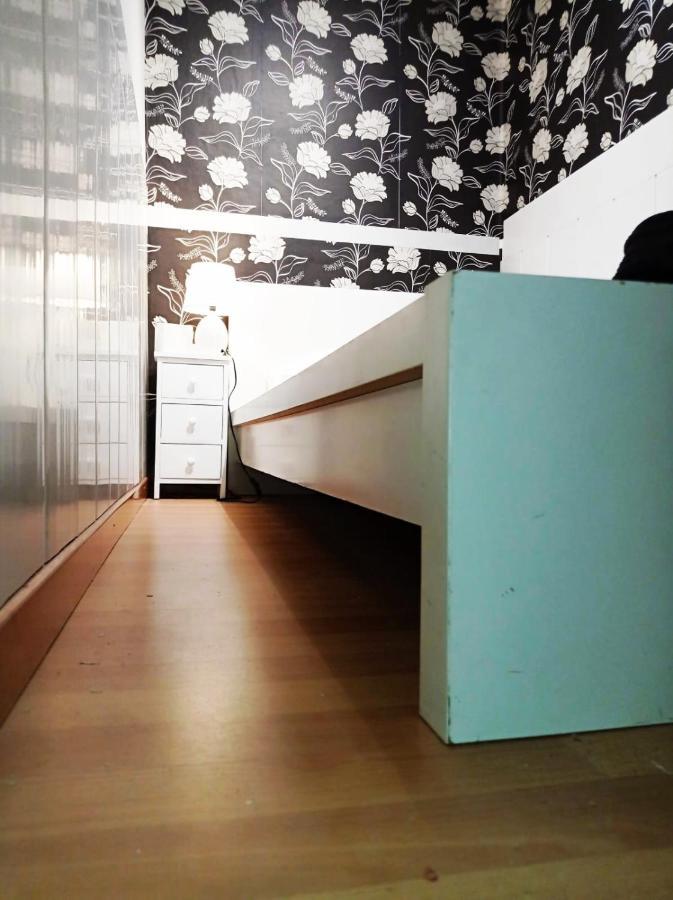 Gasthof Small Single Private Center City *